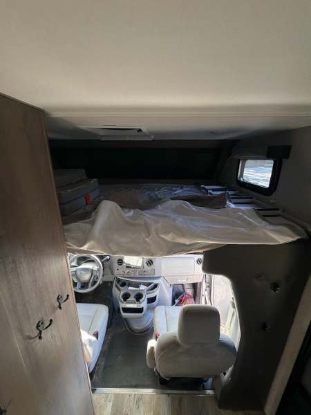 2024 Alp Adventure 19RD - Image 10