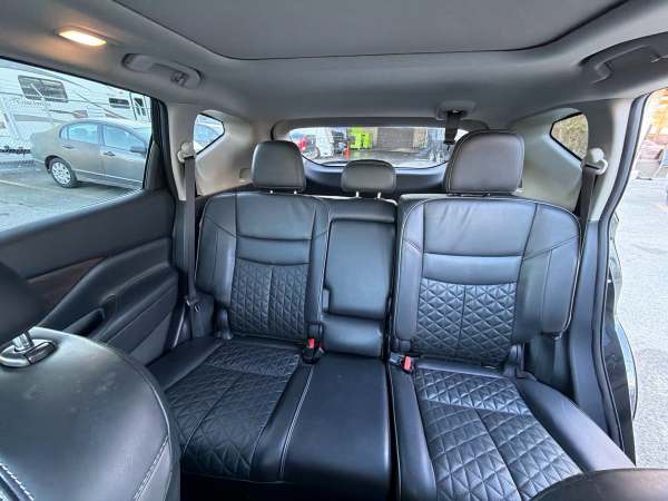 2019 Nissan Murano Platinum AWD - Image 16