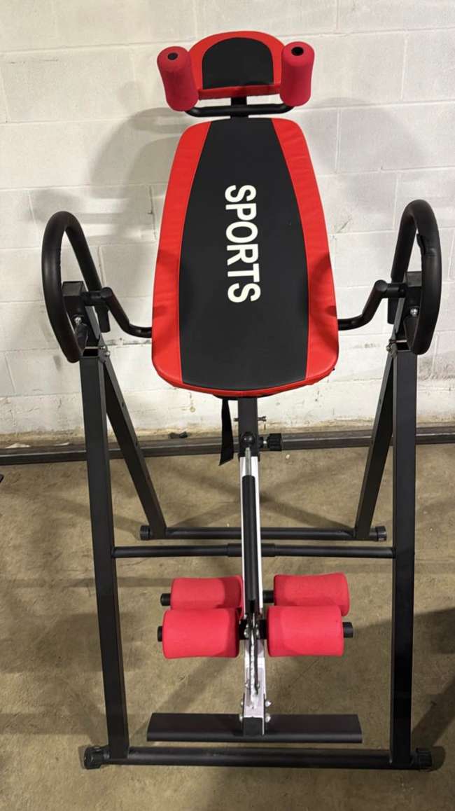 Heavy duty inversion table