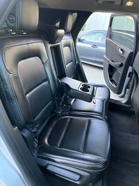 2020 Ford Escape SEL AWD - Image 14