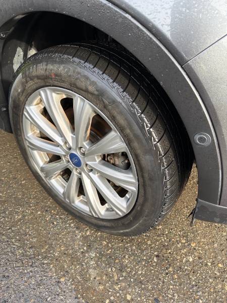 2018 Ford Escape Titanium 4WD - Image 16