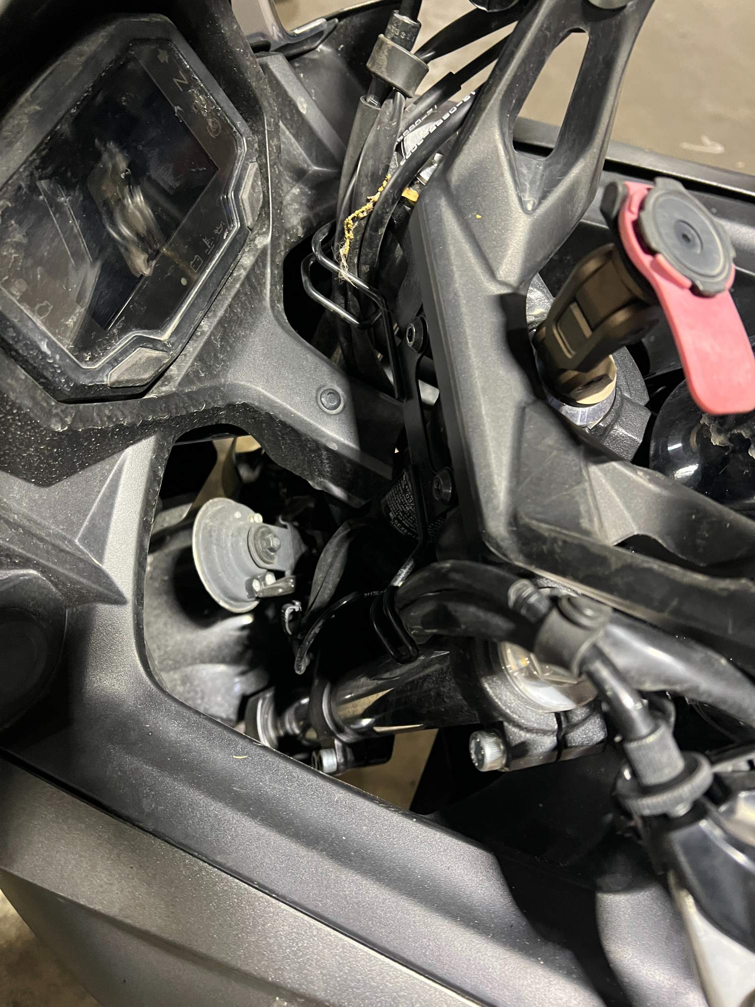 2023 Kawasaki Ninja 650 - Image 14