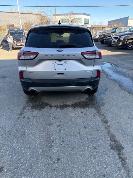 2020 Ford Escape SEL AWD - Image 7