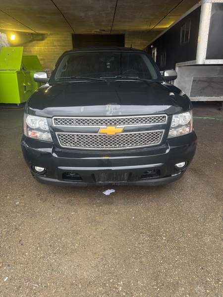 2013 Chevrolet Tahoe LTZ AWD - Image 3