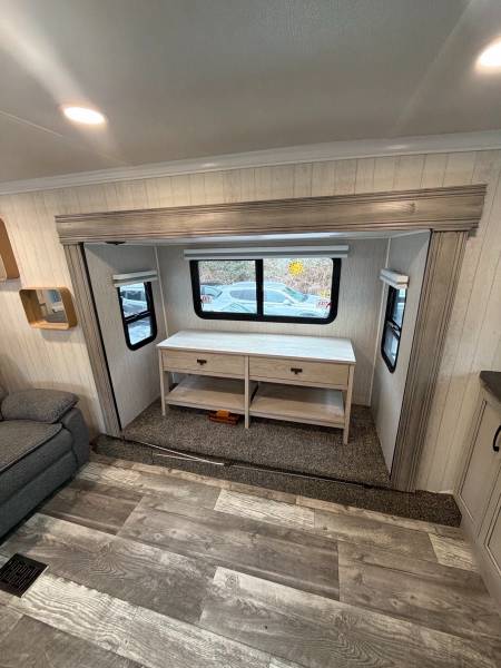 2022 Forest River Sandpiper 391FLRB - Image 13