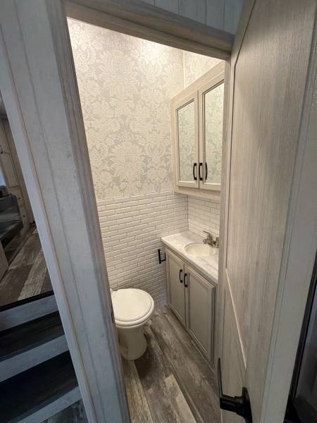 2022 Forest River Sandpiper 391FLRB - Image 21