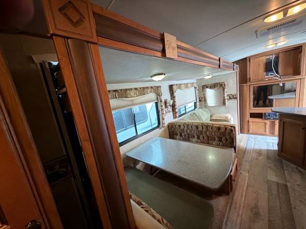 2012 Crossroad Sunset Trail ST29 - Image 9