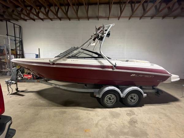 2013 Larson LX 225S - Image 3