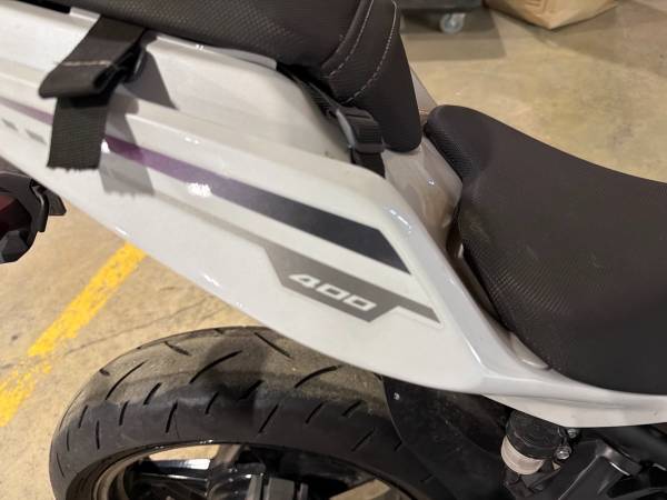 2023 Kawasaki Ninja 400 - Image 12