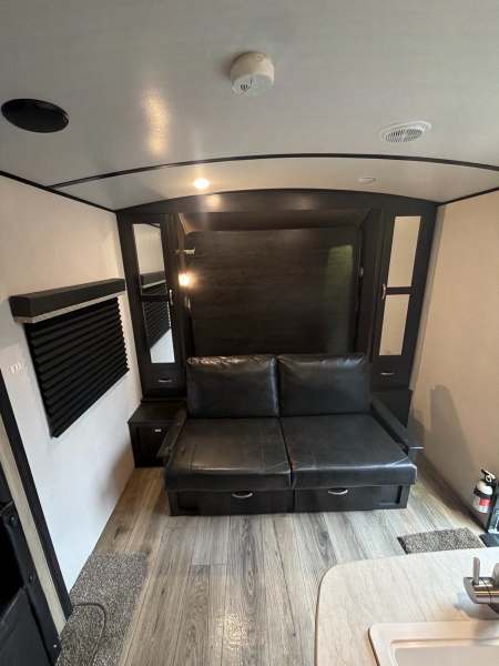 2019 Forest River Surveyor 200MBLE - Image 10