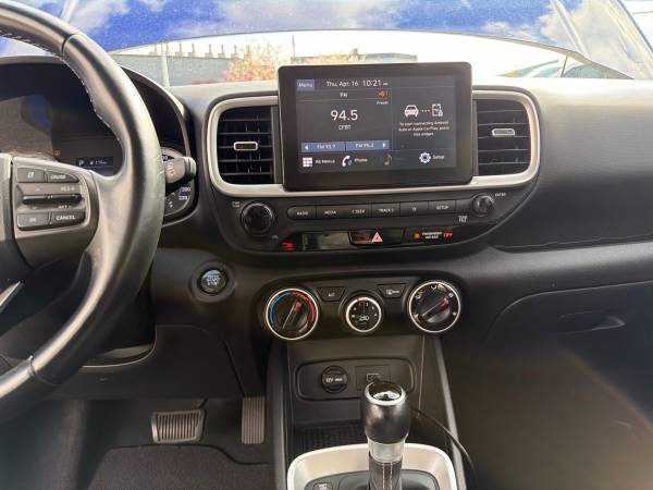 2021 Hyundai Venue Sport SEL 4D - Image 9