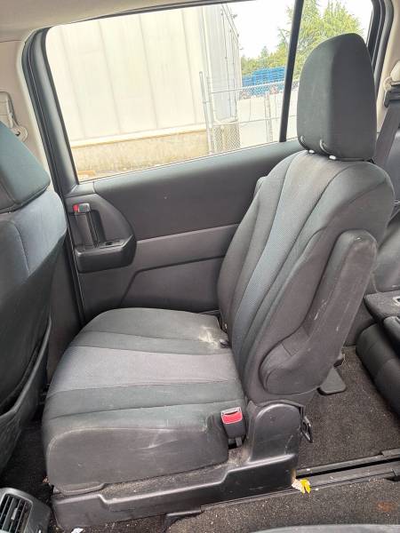 2013 Mazda 5 2.5L L4 DOHC 16V - Image 11