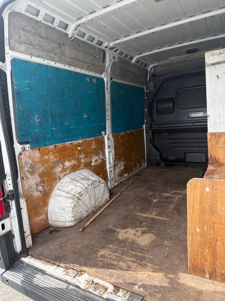 2014 RAM Promaster 2500 High Roof Tradesman Cargo Van - Image 16