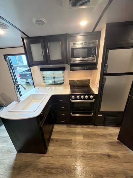 2019 Forest River Surveyor 200MBLE - Image 16