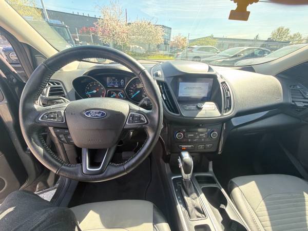 2019 Ford Escape SE 4D Utility 4WD - Image 9