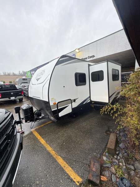 2019 Forest River Surveyor 200MBLE - Image 8