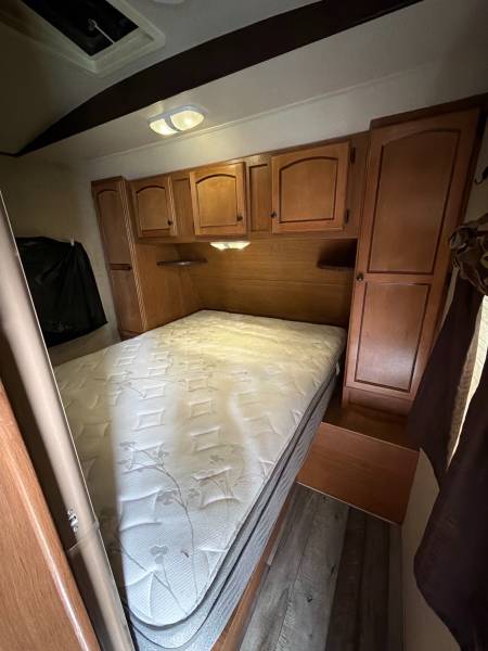 2012 Crossroad Sunset Trail ST29 - Image 10