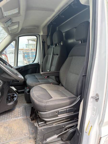 2014 RAM Promaster 2500 High Roof Tradesman Cargo Van - Image 10