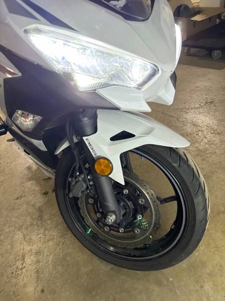 2023 Kawasaki Ninja 400 - Image 8