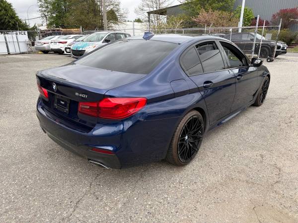 2019 BMW 540i xDrive - Image 6