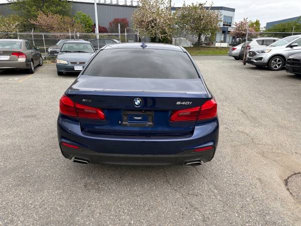 2019 BMW 540i xDrive - Image 5