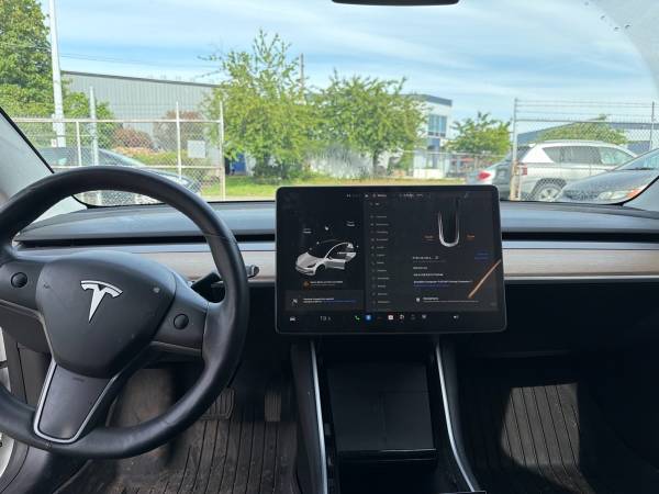 2020 Tesla Model 3 Standard - Image 10