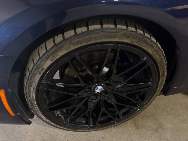 2019 BMW 540i xDrive - Image 18