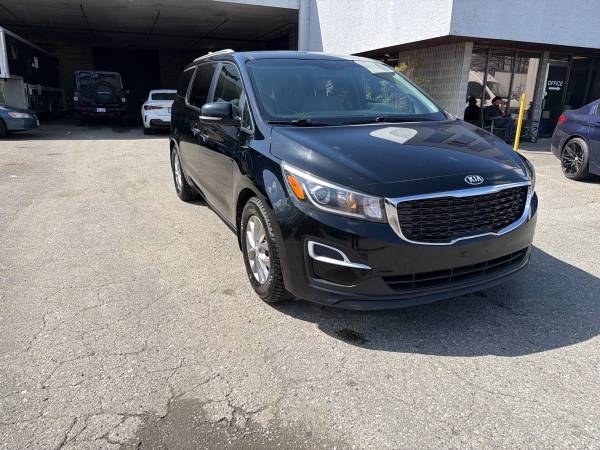 2019 Kia Sedona LX - Image 8
