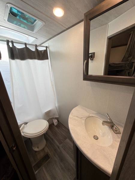 2021 Keystone RV Cougar 25BHSWE - Image 15