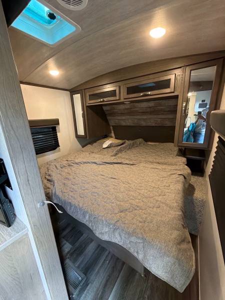 2021 Keystone RV Cougar 25BHSWE - Image 13