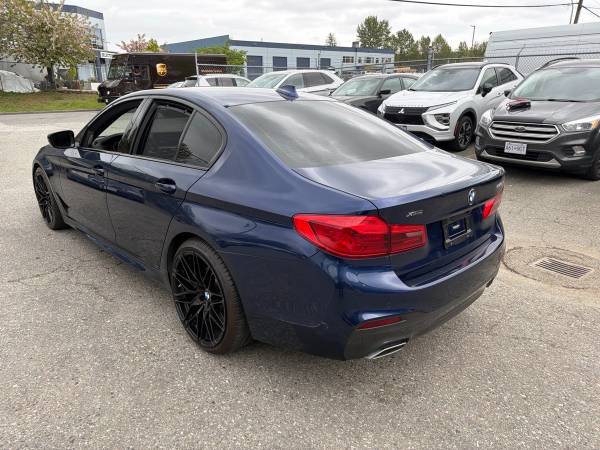 2019 BMW 540i xDrive - Image 4