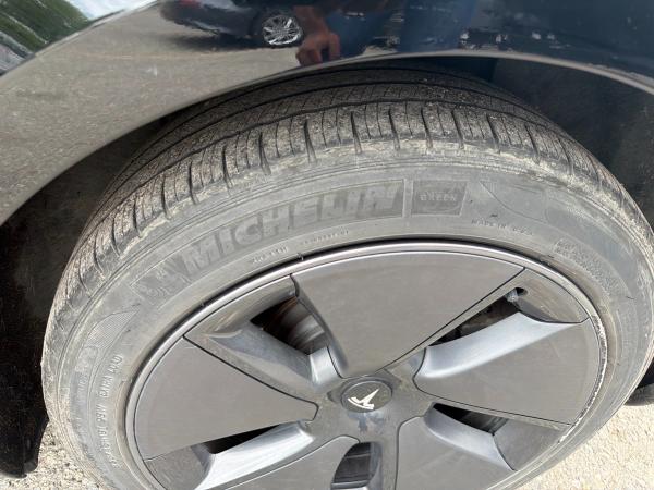 2022 Tesla Model 3 - Image 24