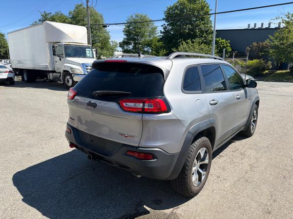 2016 Jeep Cherokee Trailhawk - Image 6