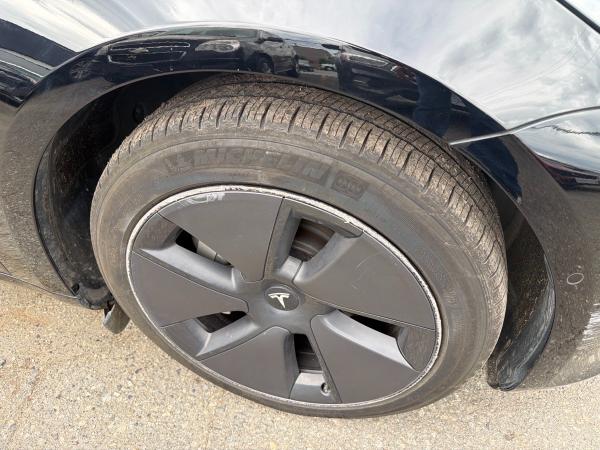 2022 Tesla Model 3 - Image 27