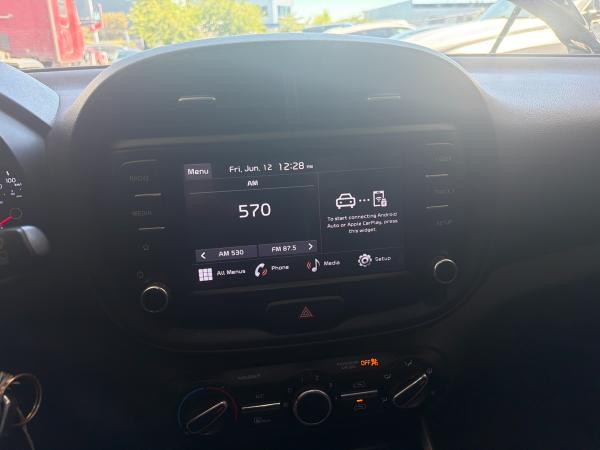 2022 Kia Soul EX - Image 11