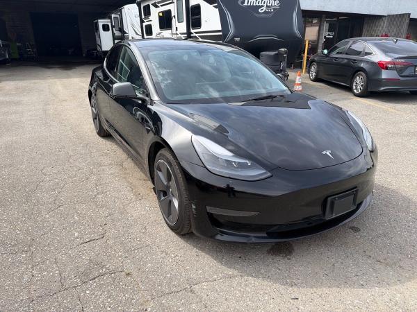 2022 Tesla Model 3 - Image 8