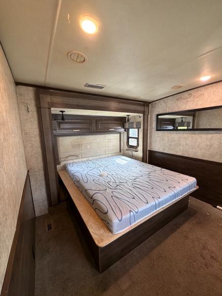 2017 Open Range 397FBS - Image 12