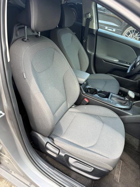 2025 Kia K4 LX - Image 13