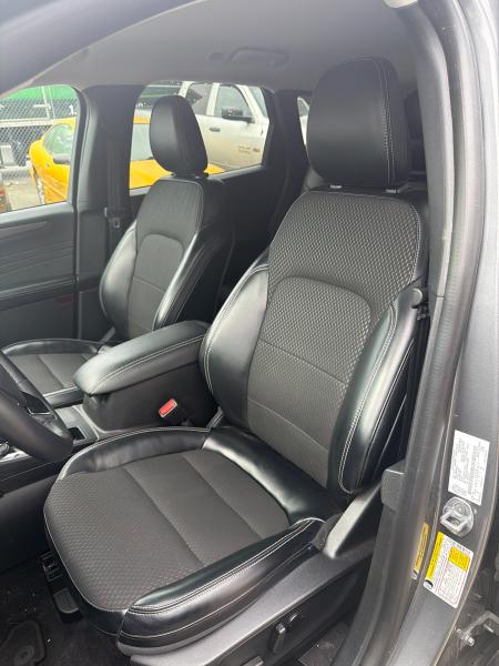 2024 Ford Escape Plug-in Hybrid - Image 13