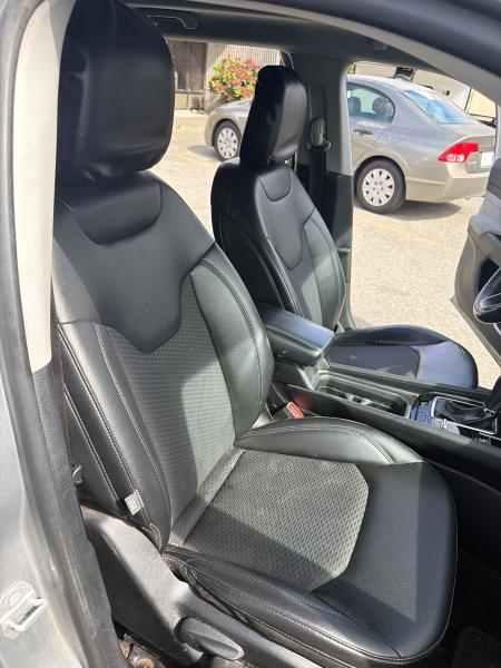 2022 Jeep Compass Latitude - Image 14