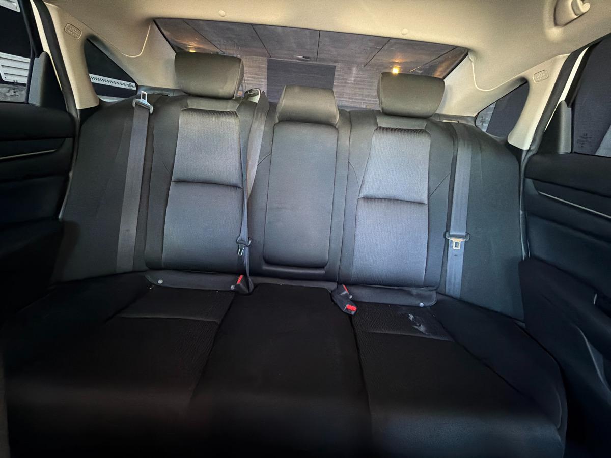 2018 Honda Accord LX - Image 16