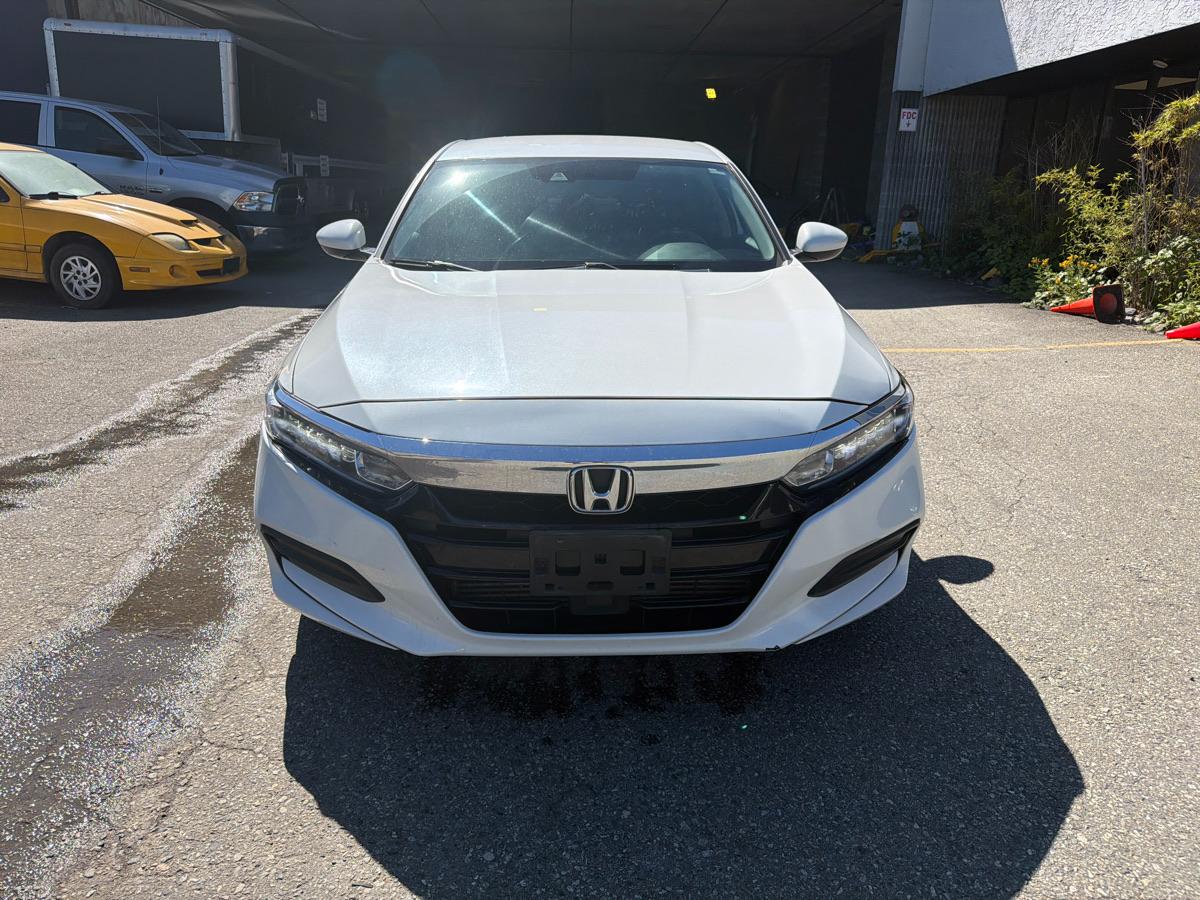 2018 Honda Accord LX - Image 9