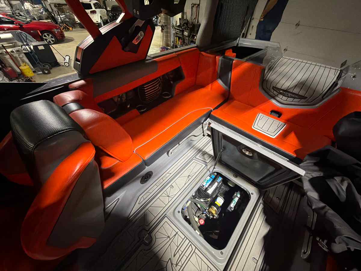 2018 Nautique Super Air G23 - Image 11