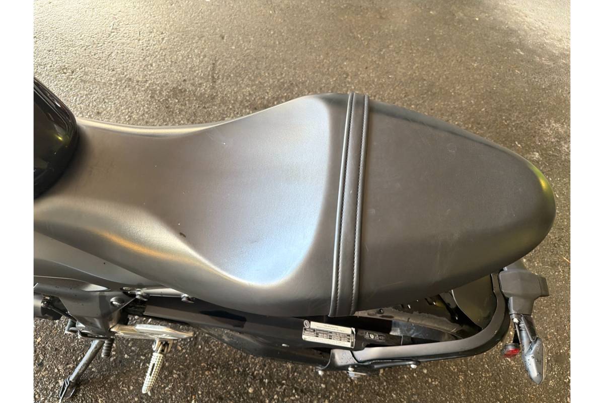 2023 Triumph Trident - Image 19