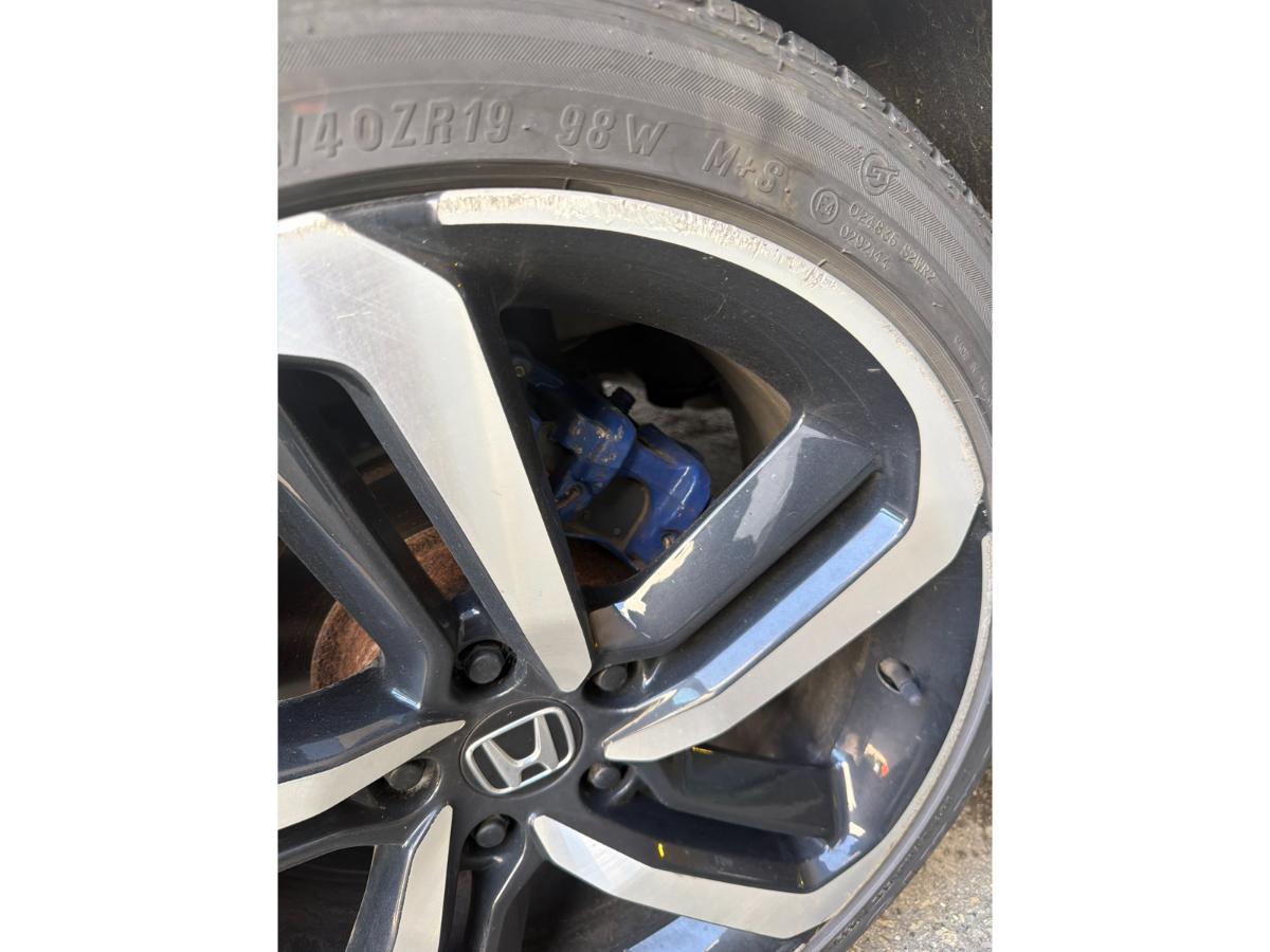2018 Honda Accord LX - Image 31