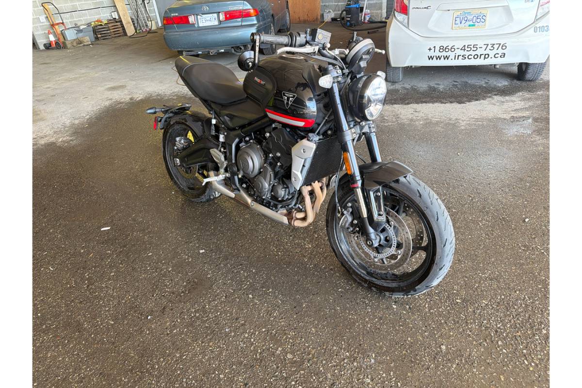 2023 Triumph Trident - Image 8