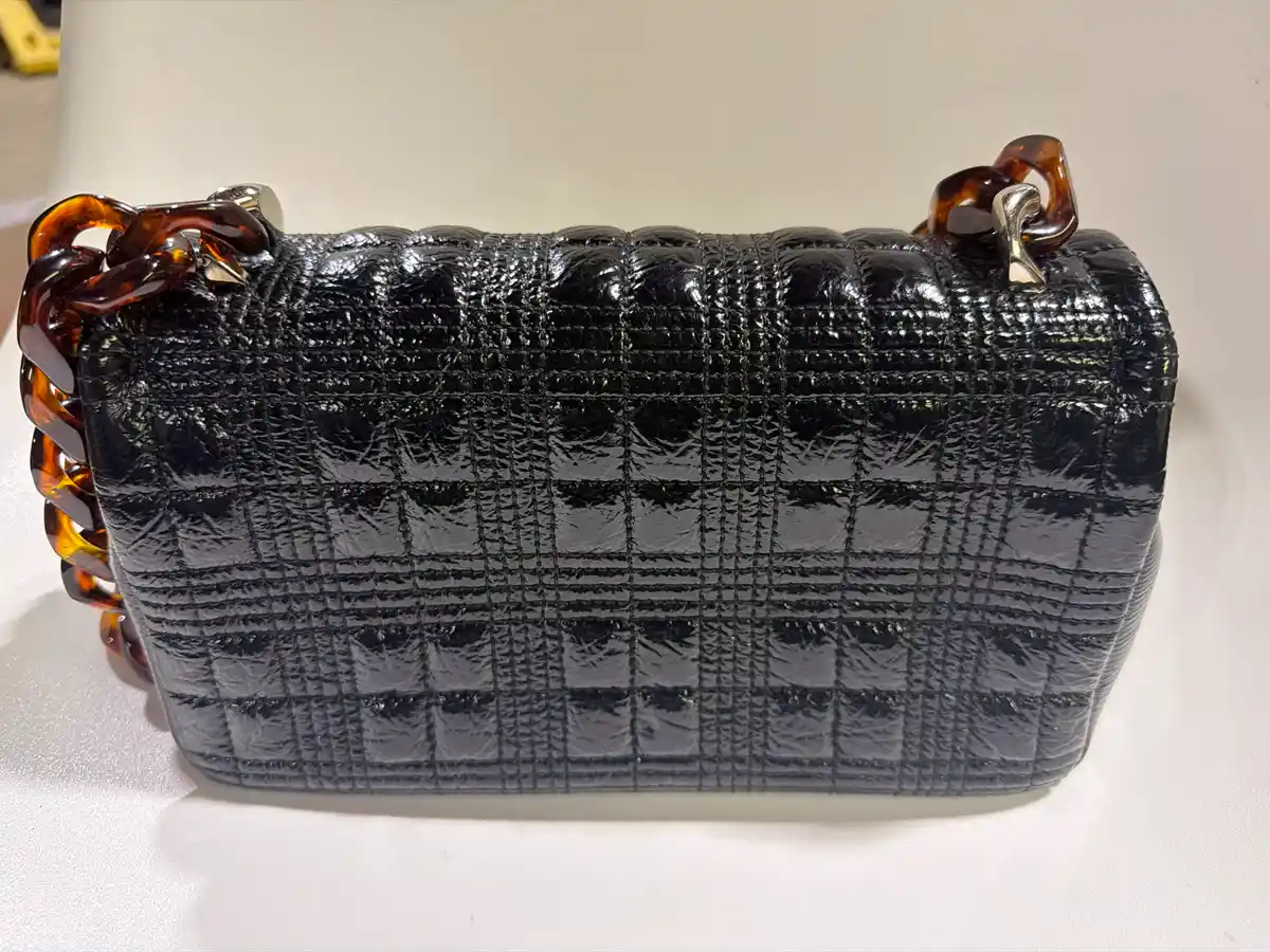 Burberry Small Lola Quilted Leather Shoulder Bag - Image 6