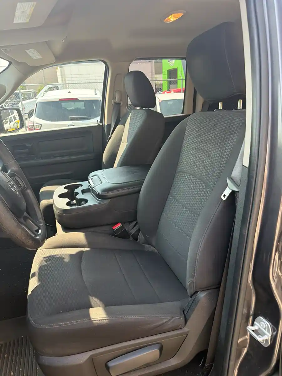 2019 Dodge RAM 1500 Classic Express - Image 14