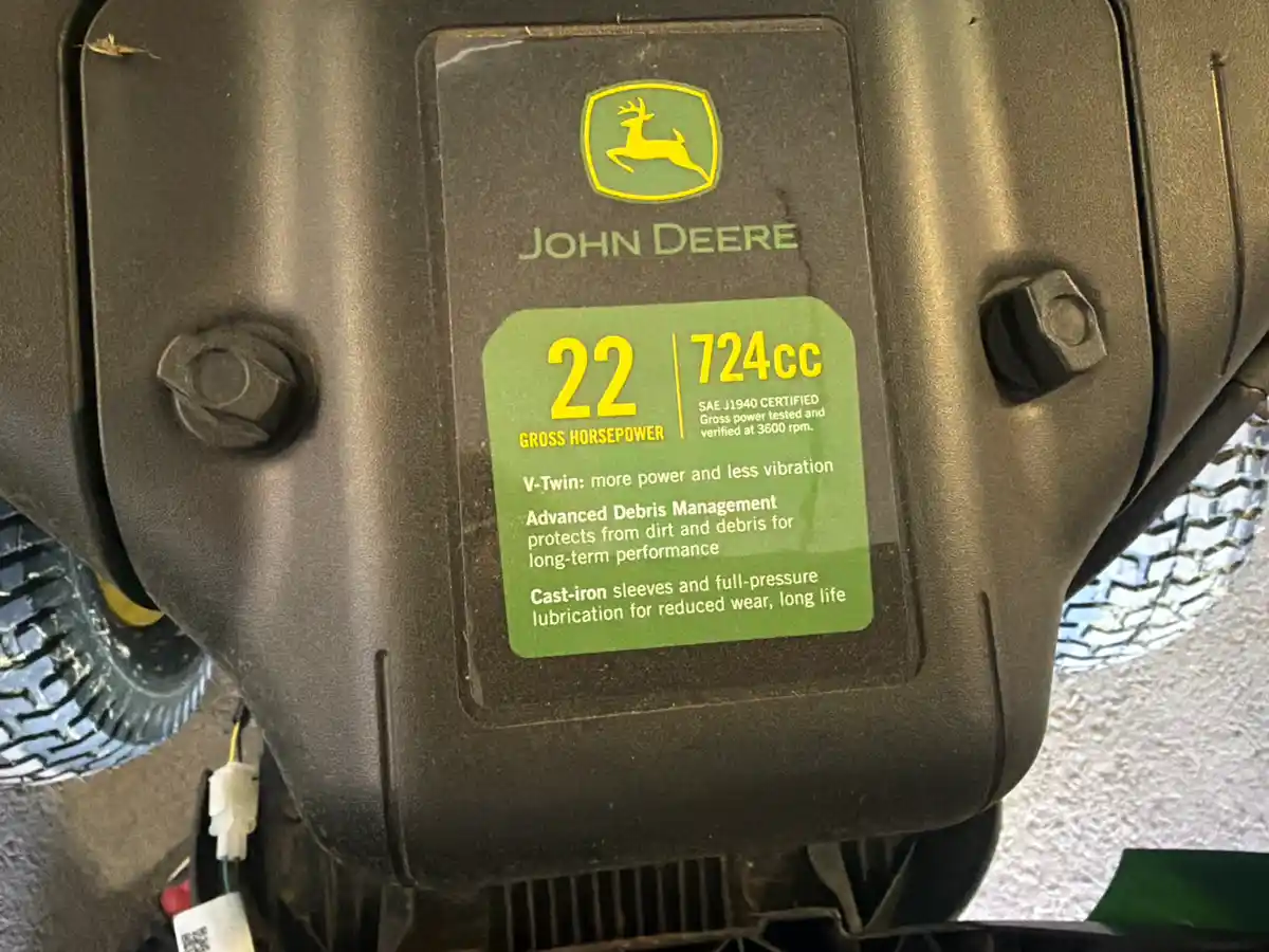 John Deere Ride On Mower S140 - Image 13