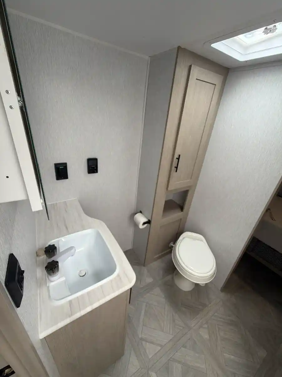 2024 Forest River Wildwood X-Lite 24RLXL - Image 15